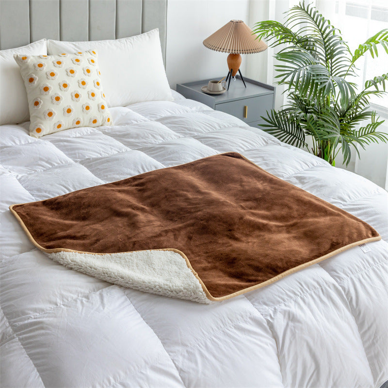 DryGuard™ Soft & Simple - Waterproof Throw Blanket